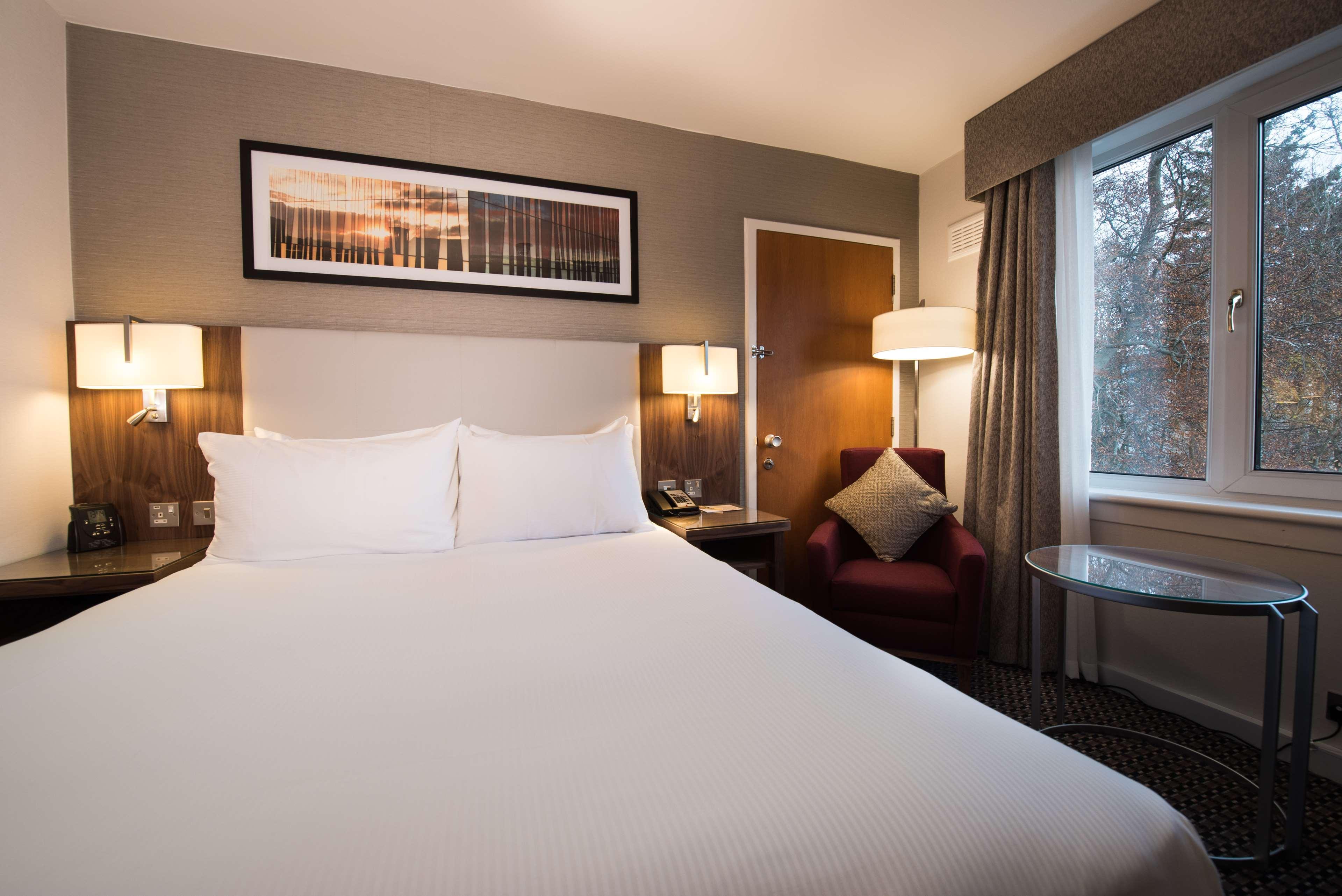 Doubletree By Hilton Aberdeen Treetops Exteriör bild