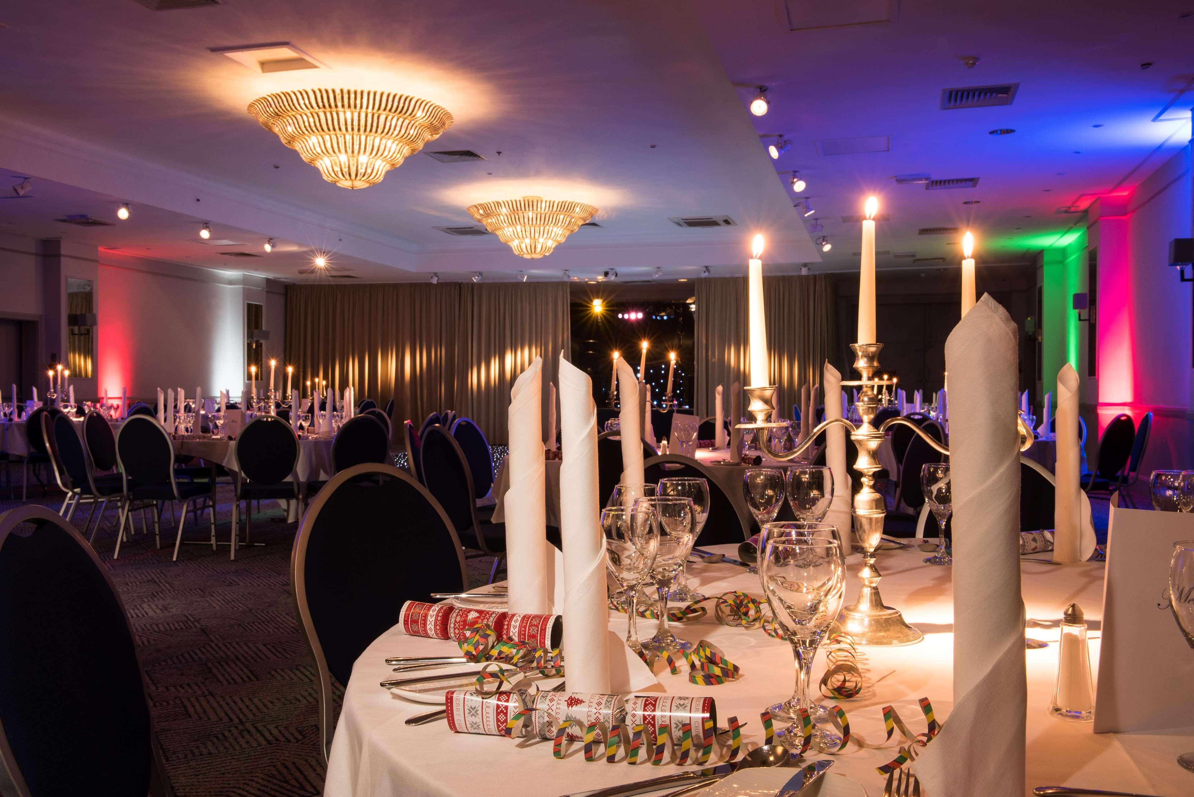 Doubletree By Hilton Aberdeen Treetops Exteriör bild