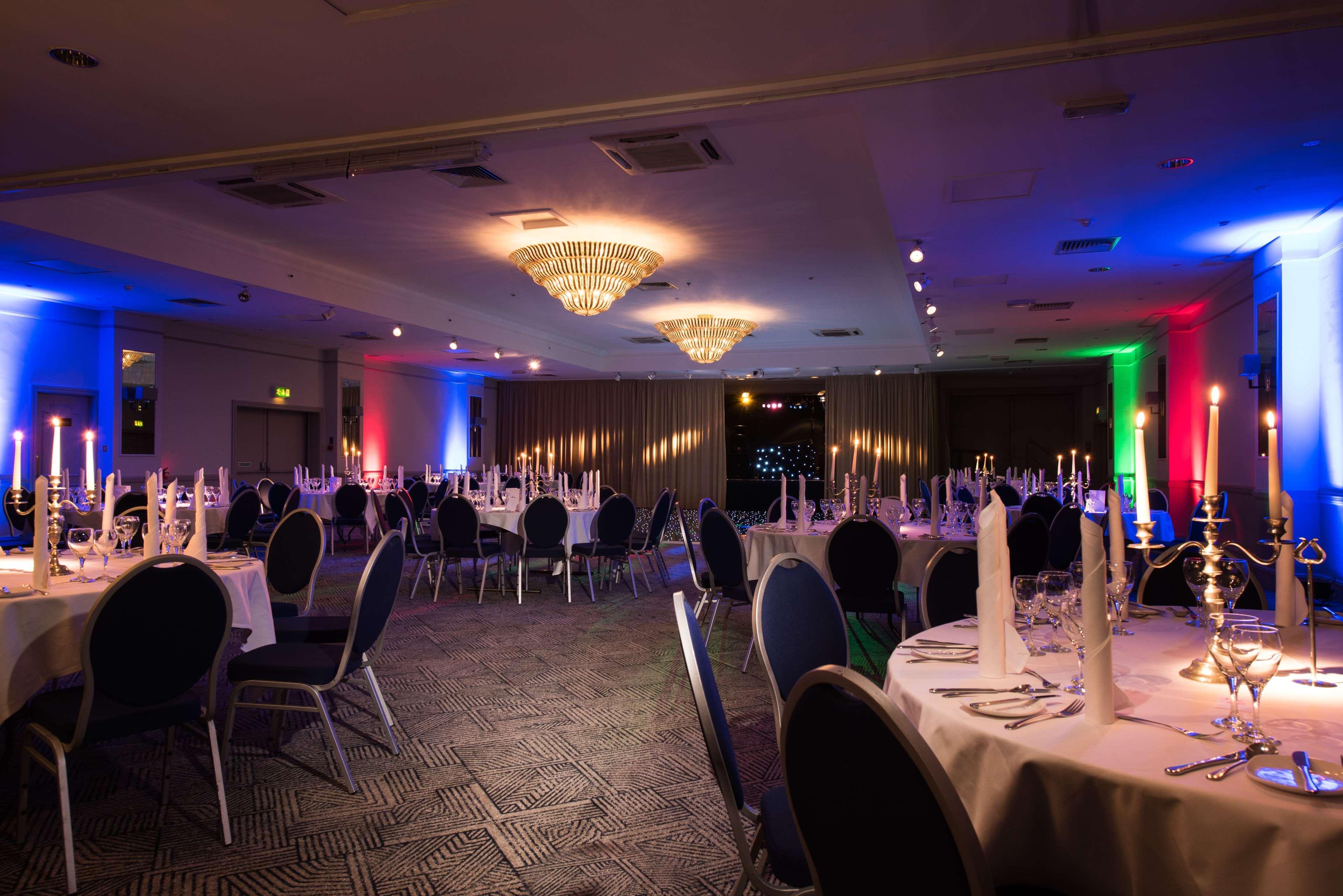 Doubletree By Hilton Aberdeen Treetops Exteriör bild
