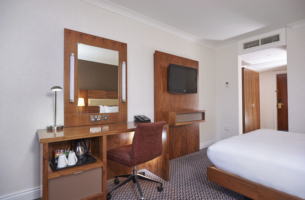 Doubletree By Hilton Aberdeen Treetops Exteriör bild